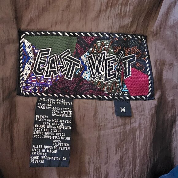 Vintage East West Jacket Womens Medium Quilted Hood Faux Fur Trim Southwestern - Picture 3 of 14
